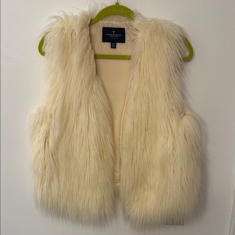 American Eagle Outfitters Kids Ivory Faux Fur Vest